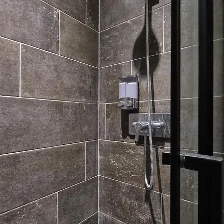 Appartamento Place Carnot - Equipe Avec Jacuzzi Proche Toutes Commodites