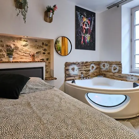 Place Carnot - Equipe Avec Jacuzzi Proche Toutes Commodites Carcassonne