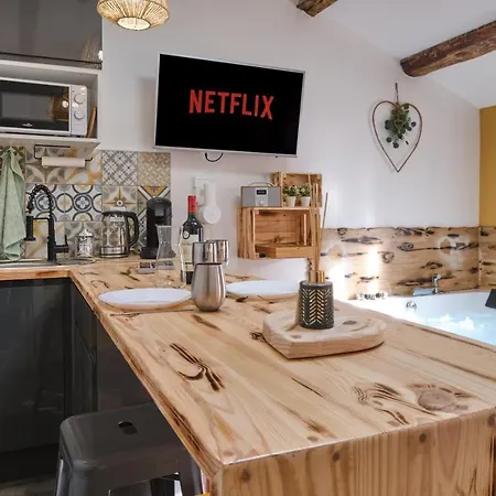 Place Carnot - équipé Avec Jacuzzi Proche Toutes Commodités Appartamento *