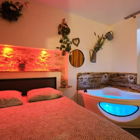 Place Carnot - équipé Avec Jacuzzi Proche Toutes Commodités