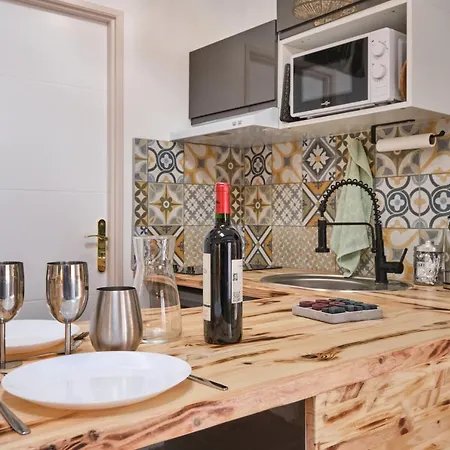 Place Carnot - équipé Avec Jacuzzi Proche Toutes Commodités Appartamento Carcassonne