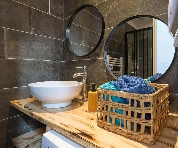 Daire Place Carnot - Equipe Avec Jacuzzi Proche Toutes Commodites