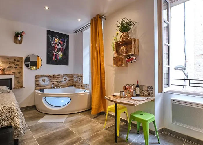 Place Carnot - Equipe Avec Jacuzzi Proche Toutes Commodites