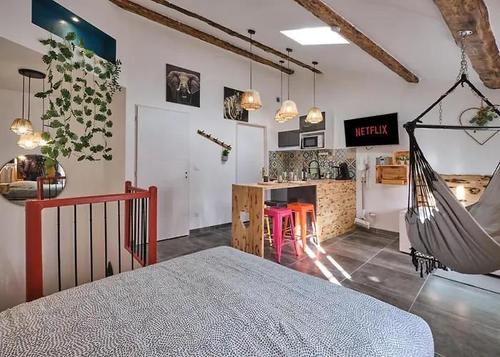 Daire Place Carnot - Equipe Avec Jacuzzi Proche Toutes Commodites *