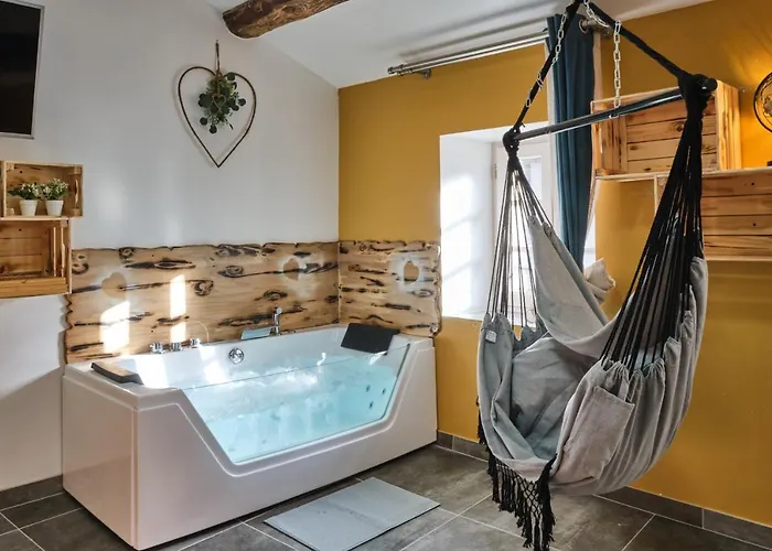 Daire Place Carnot - Equipe Avec Jacuzzi Proche Toutes Commodites