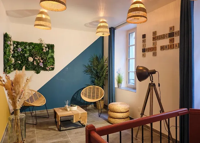 Daire Place Carnot - Equipe Avec Jacuzzi Proche Toutes Commodites *