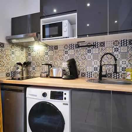 Apartamento Place Carnot - Equipe Avec Jacuzzi Proche Toutes Commodites